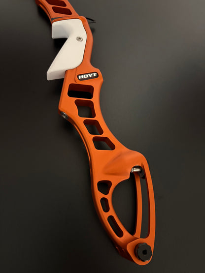 Hoyt Riser Prodigy Formula LH Red 27'' - Used