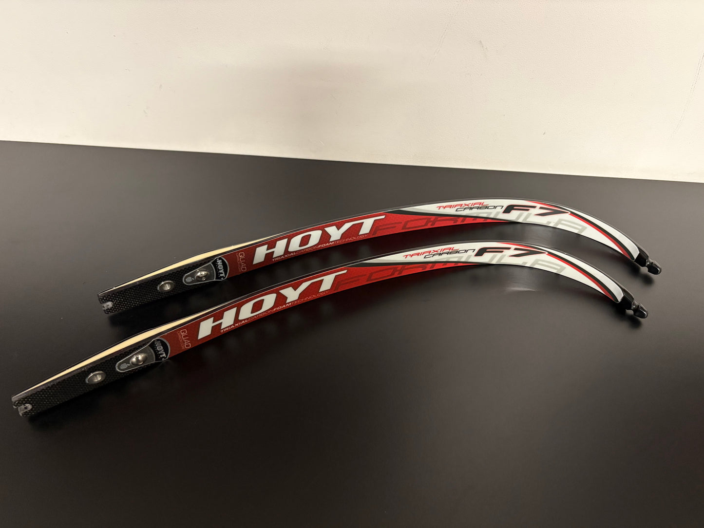 Hoyt F7 Formula Limbs 68-34 lbs - Used (#377)