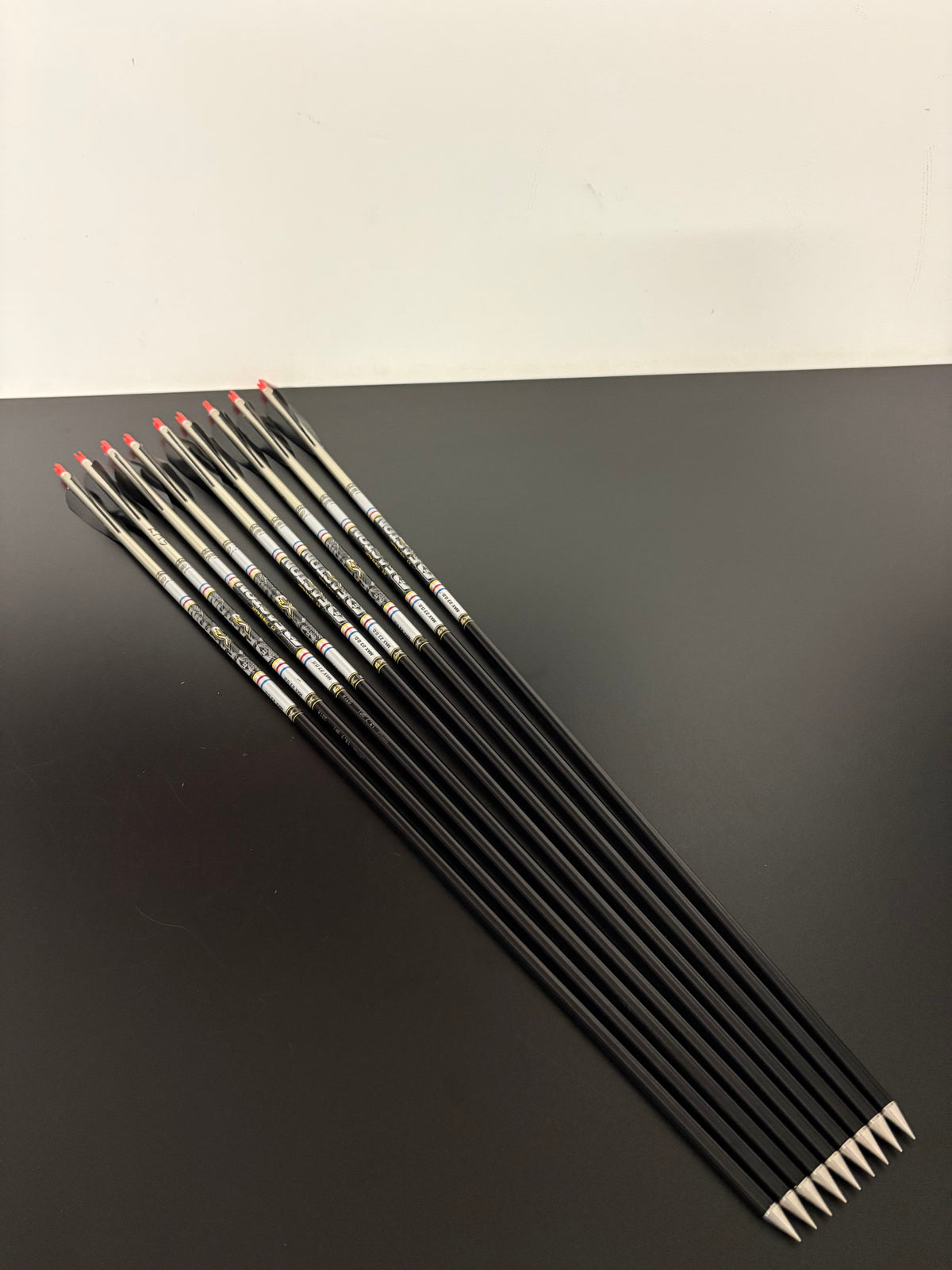 Easton X23 2318 Aluminium Arrow Set 10 pcs / Spine 2318 / 31.875 inch - Used