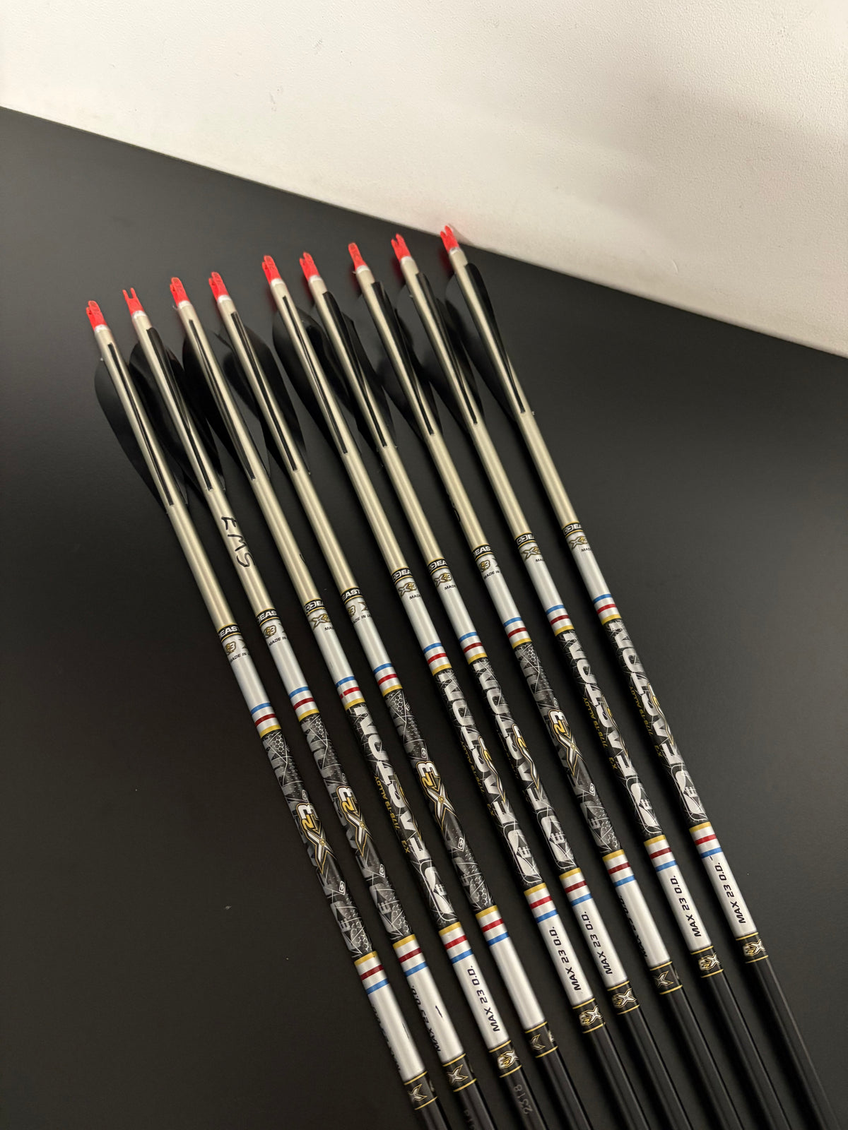 Easton X23 2318 Aluminium Arrow Set 10 pcs / Spine 2318 / 31.875 inch - Used