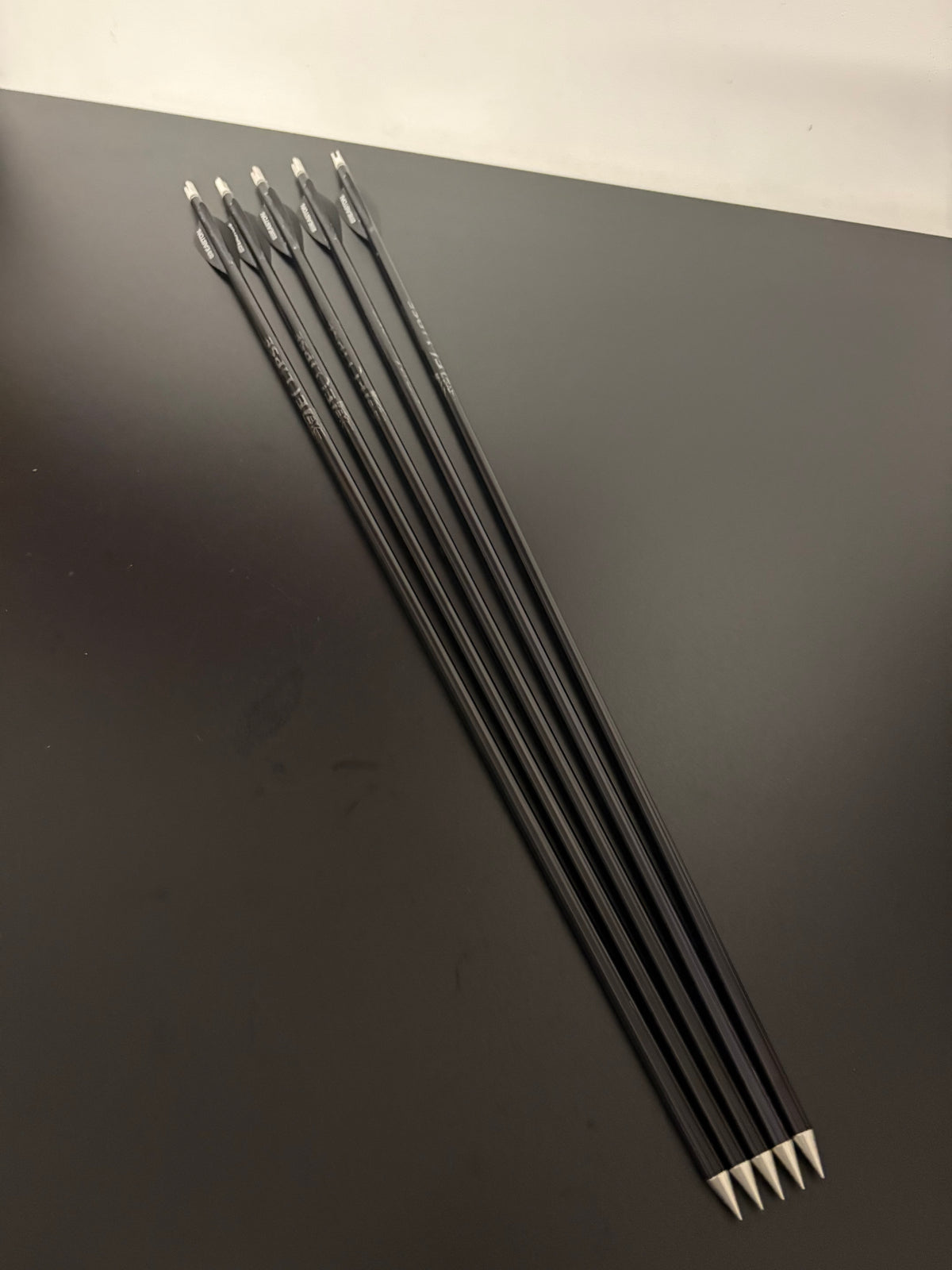 Easton Eclipse 2315 Aluminium Arrow Set 5 pcs / Spine 2315 / 28.75 inch - Used
