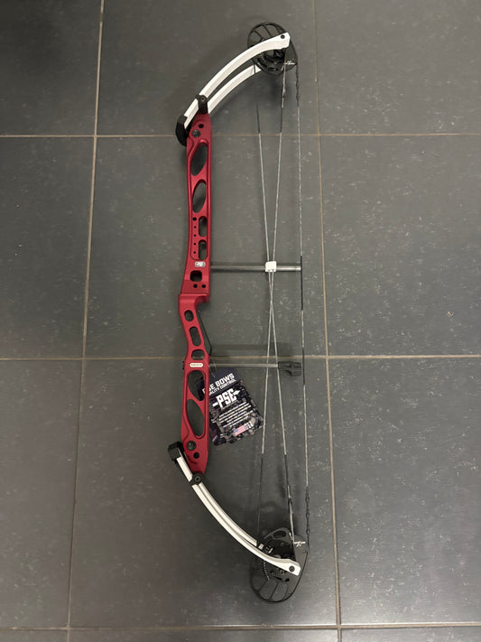 PSE Lazer X Compound Bow RH Red 40-50 lbs - Show Model