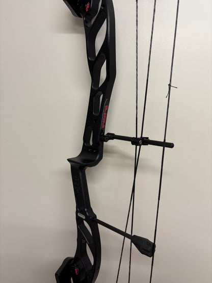 PSE Supra RTX 37 SE Compound Bow RH Black 50-60 lbs - NEW
