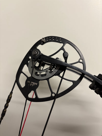 Hoyt ProForce Compound Bow RH Championship Red ZT Hyper #3 40-50 lbs - Used
