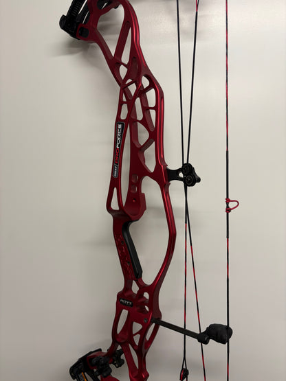 Hoyt ProForce Compound Bow RH Championship Red ZT Hyper #3 40-50 lbs - Used