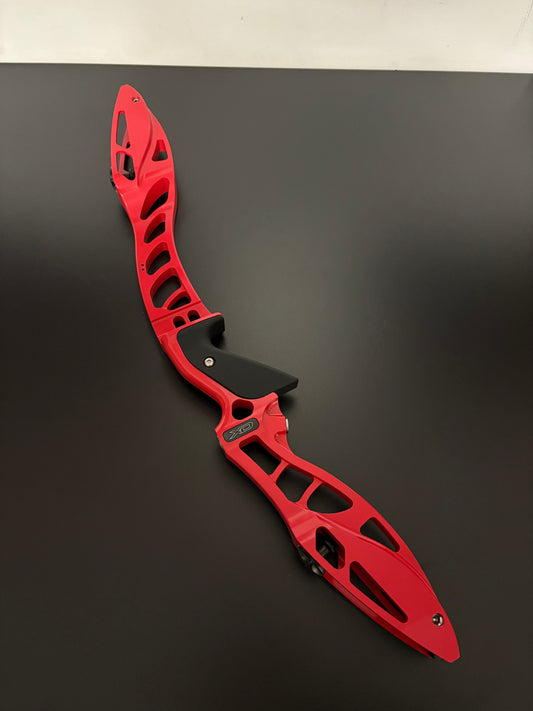 Hoyt Riser Formula XD RH InfraRed 25'' - Used