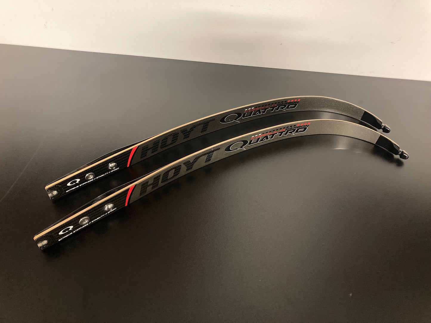 Hoyt Quattro Formula Limbs Wood 68-42 lbs - Used (#59)