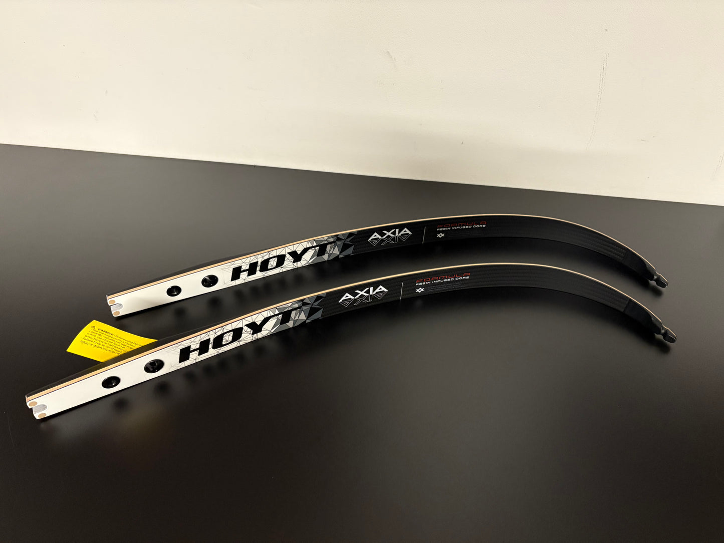 Hoyt Axia Formula Limbs Resin 68-30 lbs - NEW (#283)