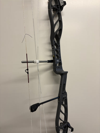 PSE Supra X 40 SE2 Compound Bow LH Charcoal 50-60 lbs - Used