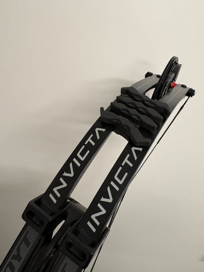 Hoyt Invicta 40 Compound Bow LH Black DCX #2 40-50 lbs - Used