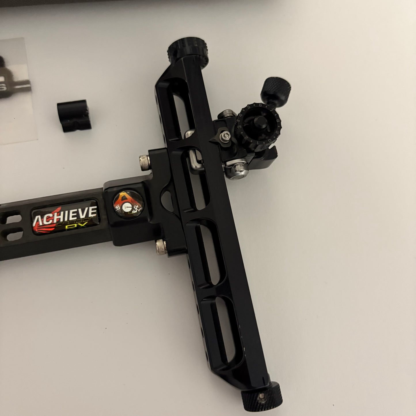 Axcel Achieve RX Recurve Sight RH Black 9'' - Used (#OB150)