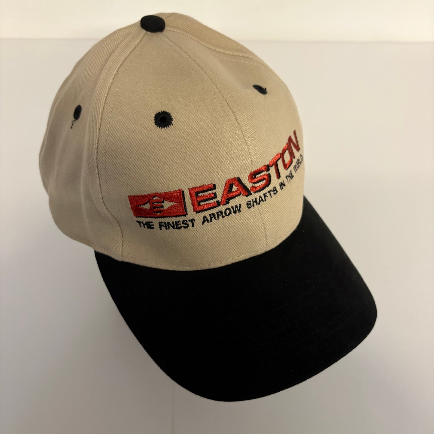 Easton Vintage Cap Beige/Black - NEW