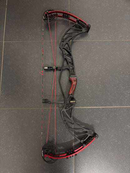 Hoyt Pro Defiant 34 Compound Bow LH Black Out DFX #2.1 50-60 lbs - Used