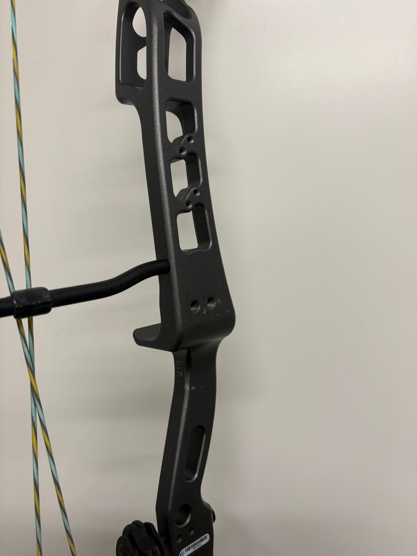Elite Victory X 37 Compound Bow RH Grey 50-60 lbs - Used
