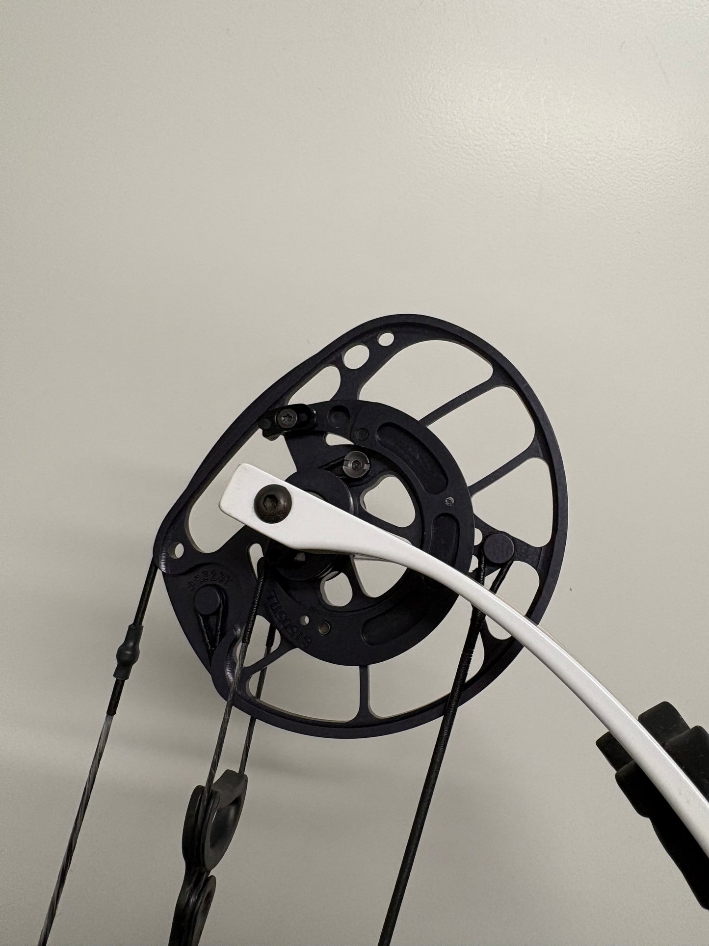PSE Dominator Duo X 40 SE2 Compound Bow RH/LH Navy Blue 50-60 lbs - Used
