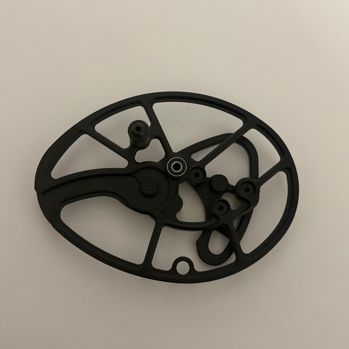 Mathews Cam CD28R RH Creed 2013 28 inch - NEW (#GB39)