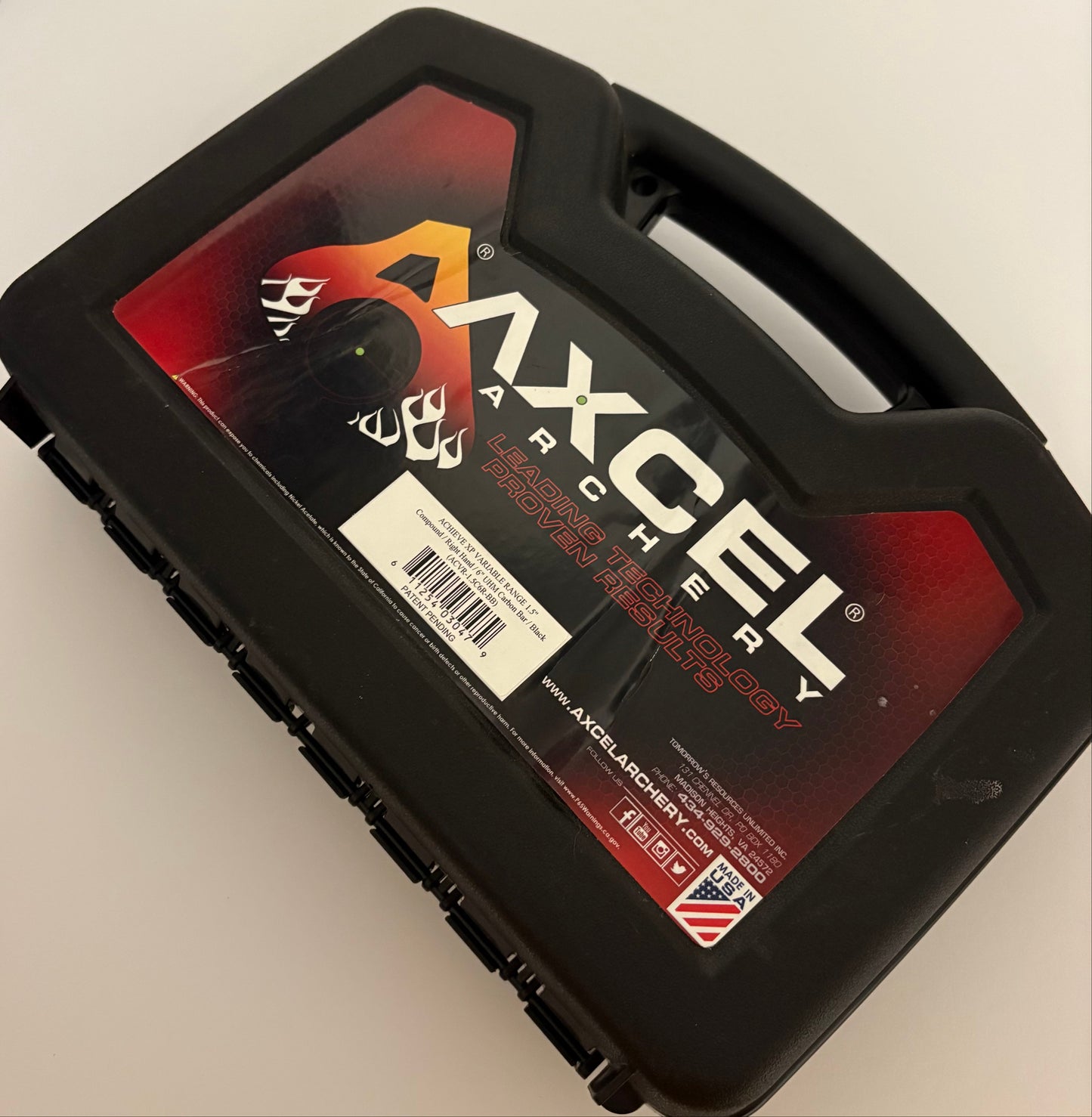 Axcel Achieve XP Compound Sight RH Black 6'' - Used (#OB90)