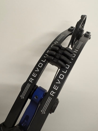 Mybo Revolution 37 Compound Bow RH Royal Blue 40-50 S-cam - Used