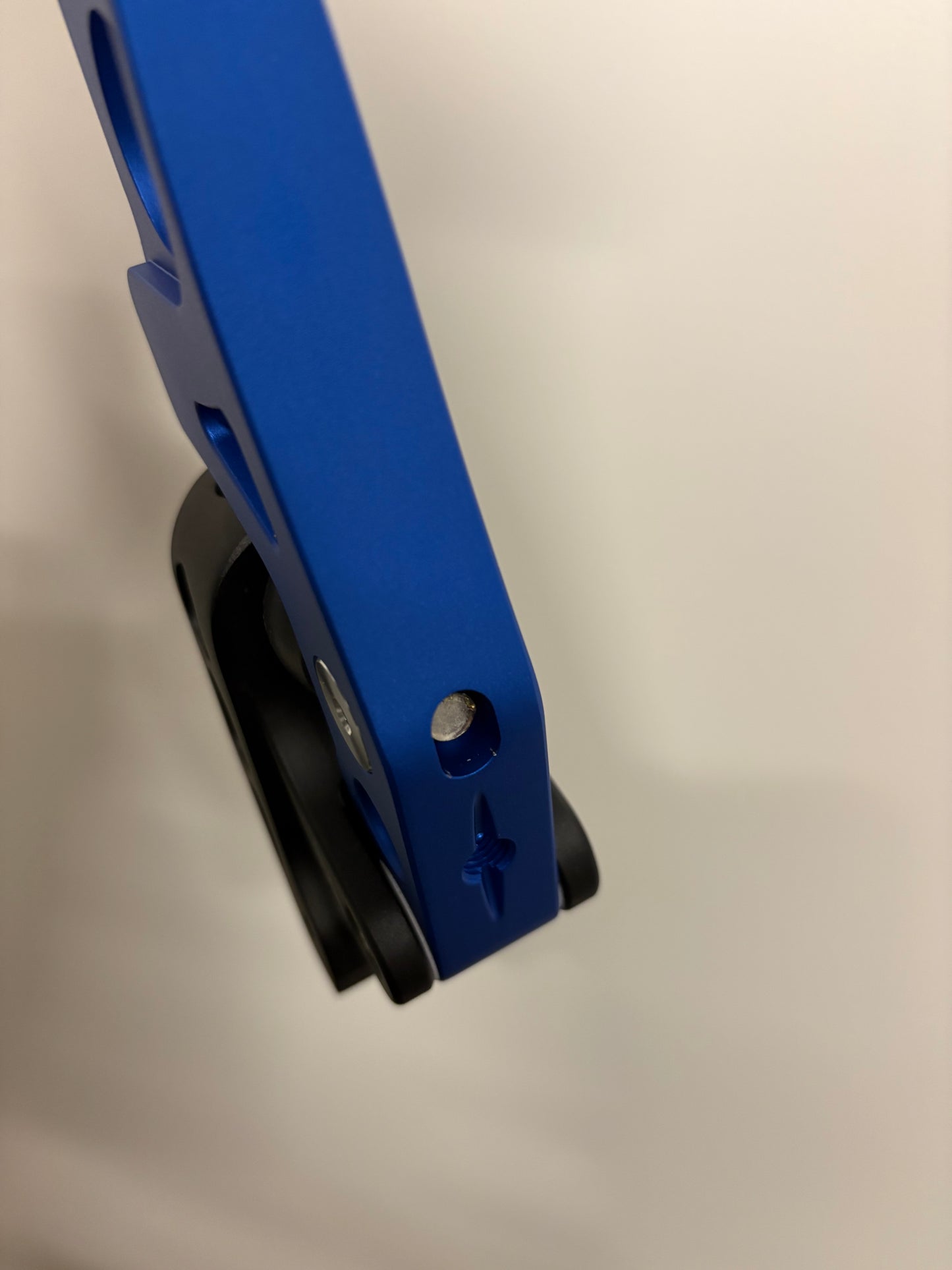 Gillo Riser GT-M 25 ILF RH Blue 25'' B-Grade - Show Model (#5)