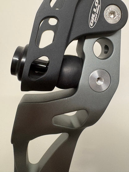 Gillo Riser GT-M 25 ILF RH Grey 25'' B-Grade - Show Model (#6)