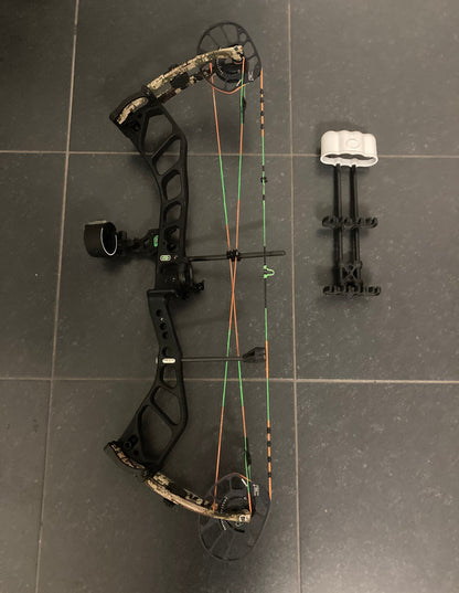 PSE Embark Nock On NTN Compound Bow RH Black 50-60 lbs - Used