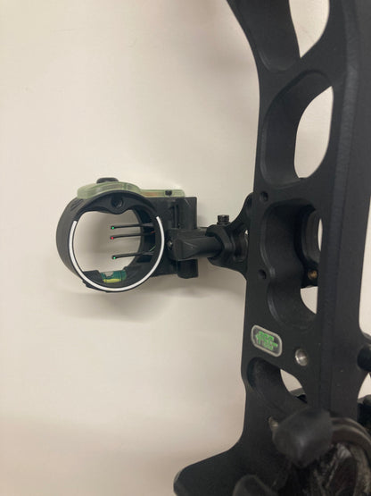 PSE Embark Nock On NTN Compound Bow RH Black 50-60 lbs - Used