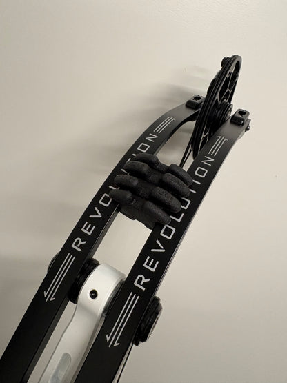 Mybo Revolution 40 M-Cam Compound Bow RH Stormtrooper White 50-60 lbs - Show Model