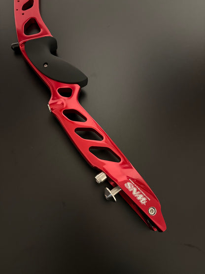 WNS Riser Motive FX ILF RH Red 25'' - Used