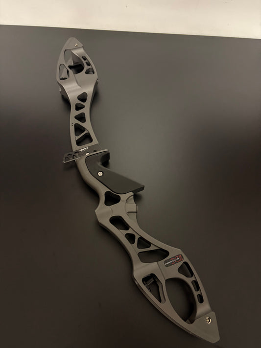 Hoyt Riser Formula XI RH Slate 25'' - Used