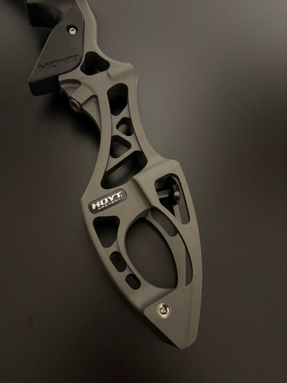 Hoyt Riser Formula XI RH Slate 25'' - Used