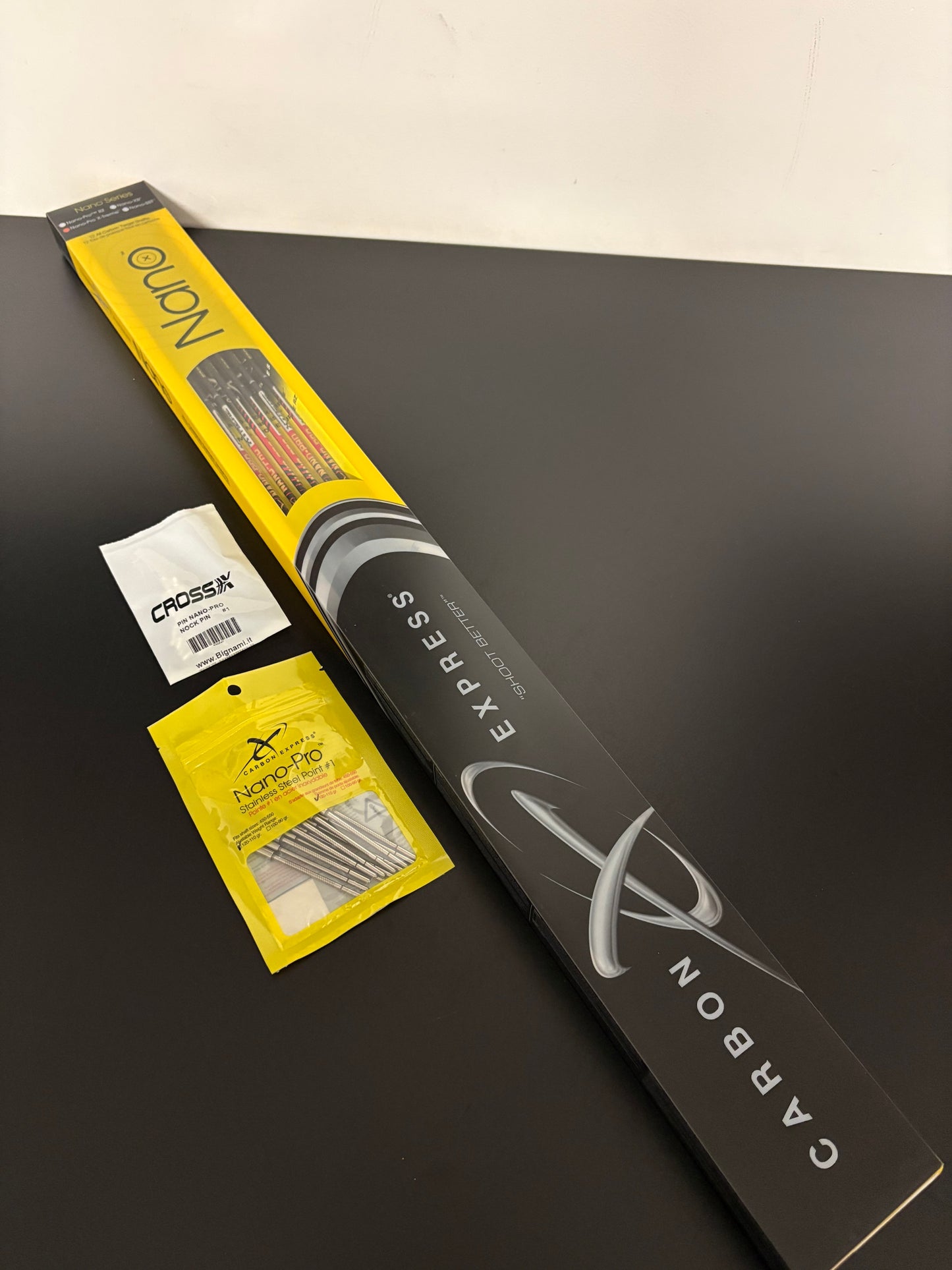 Carbon Express Nano Pro Xtreme Carbon Arrow Shafts Incl. Points Spine 500 - NEW (1.1)