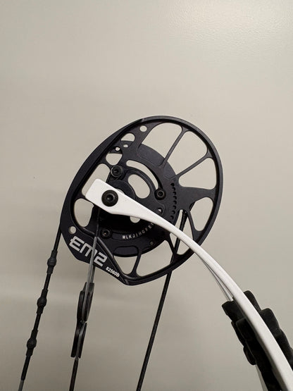 PSE Supra X 37 EM2 Compound Bow LH Black 50-60 lbs - NEW