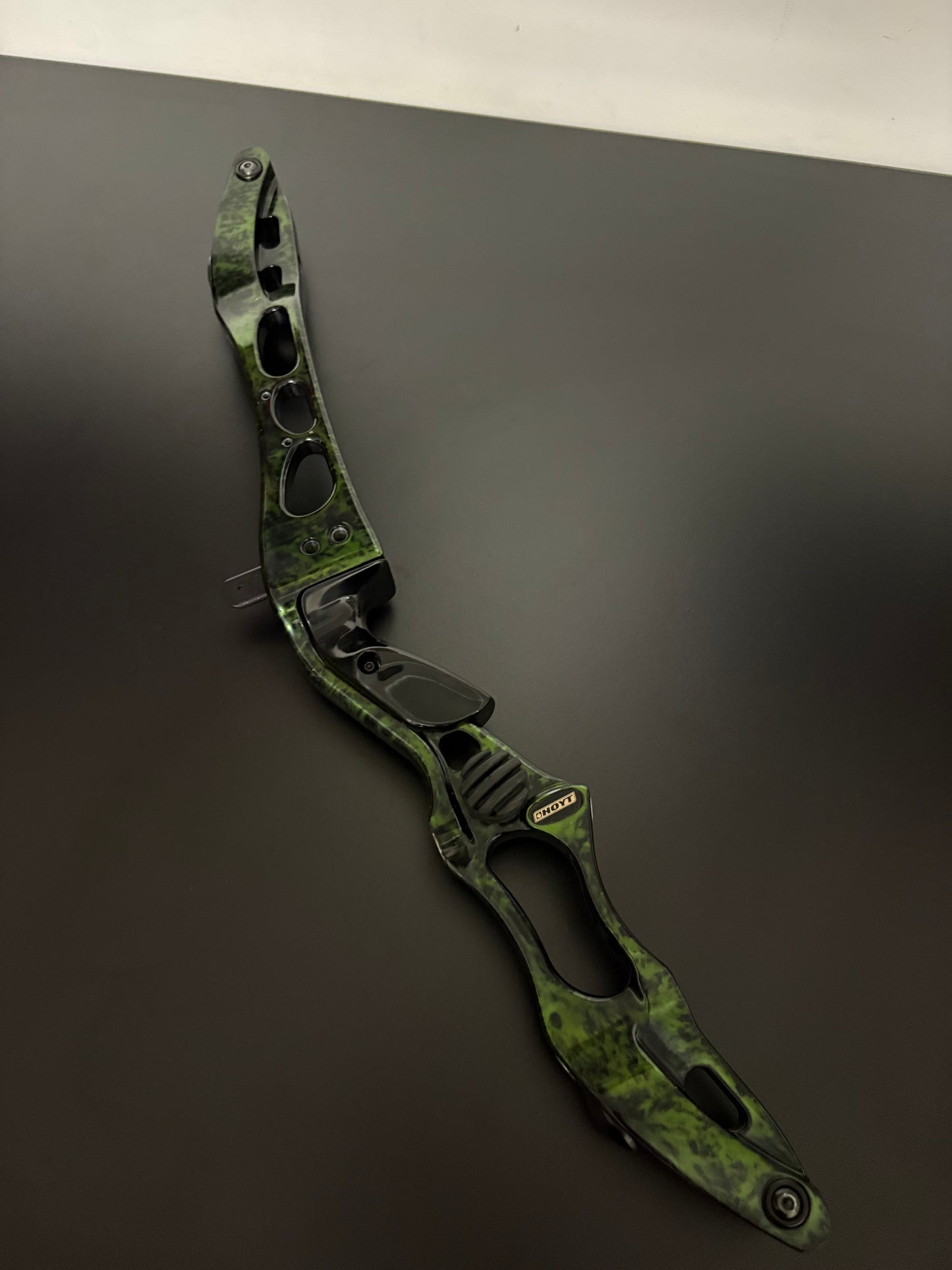 Hoyt Riser Nexus ILF LH Green 25'' - Used