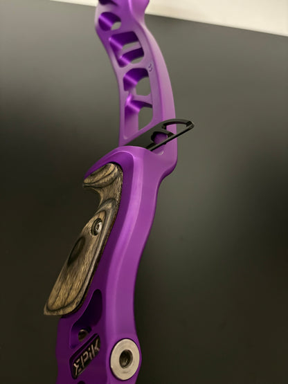 Hoyt Riser Epik ILF LH Purple 25'' - Used