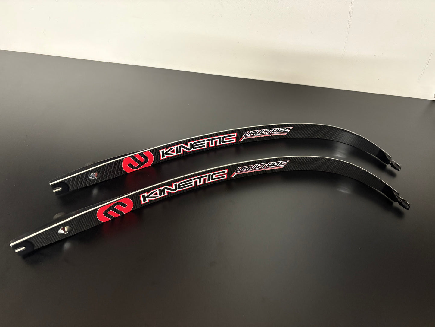 Kinetic Vaultage Carbon Foam Limbs ILF Medium 68 inch 'CHOOSE DRAW WEIGHT' - NEW (#250/261)