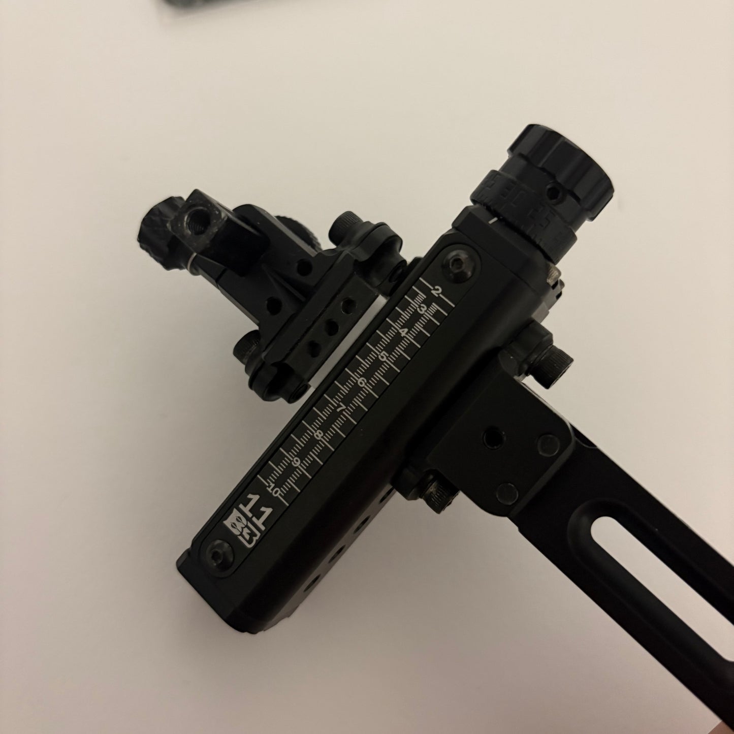 B3 Exact 3D Compound Sight RH Black 6 inch - Used