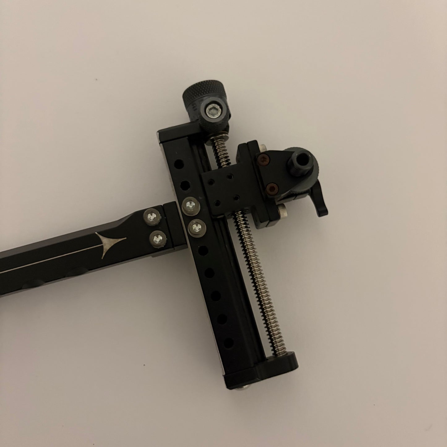 CBE Elite Target Compound Sight RH Black 9 inch - Used