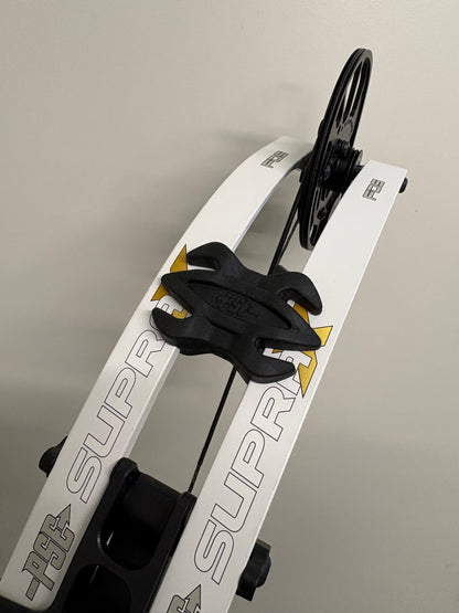 PSE Supra X 40 M2 Compound Bow RH Black 50-60 lbs - NEW (kopie)