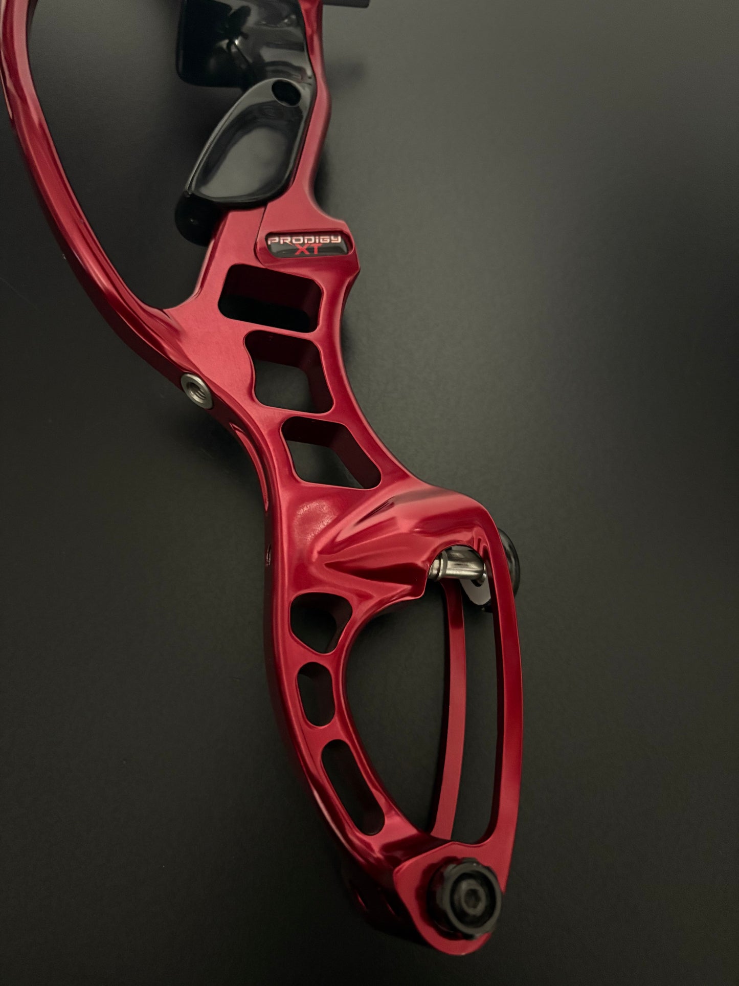 Hoyt Riser Prodigy XT RH Red 25'' - Used (#4)