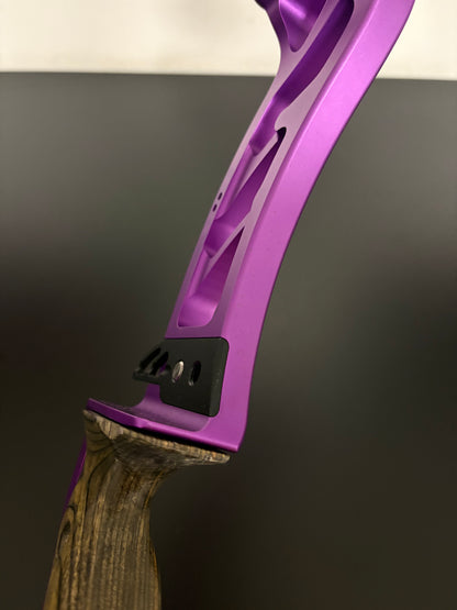 Hoyt Riser Faktor Formula RH Purple 25'' - Used