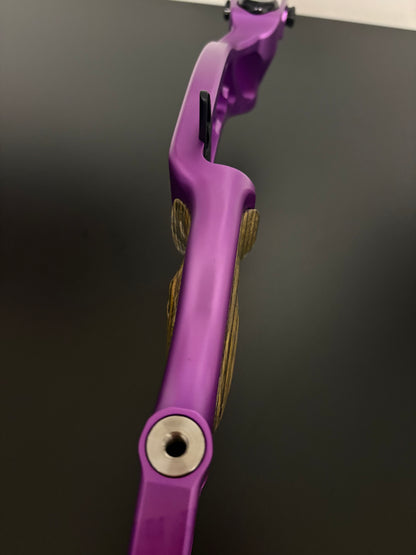 Hoyt Riser Faktor Formula RH Purple 25'' - Used