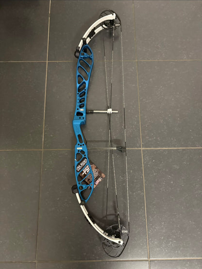 PSE Supra X 40 SE2 Compound Bow RH Navy Blue 40-50 lbs - NEW