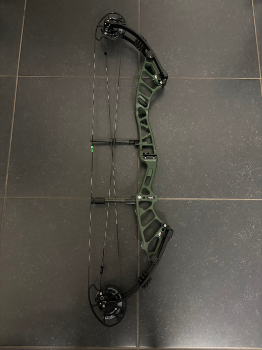 Mybo Revolution 37 Compound Bow LH Forest Green 50-60 R-cam - Used