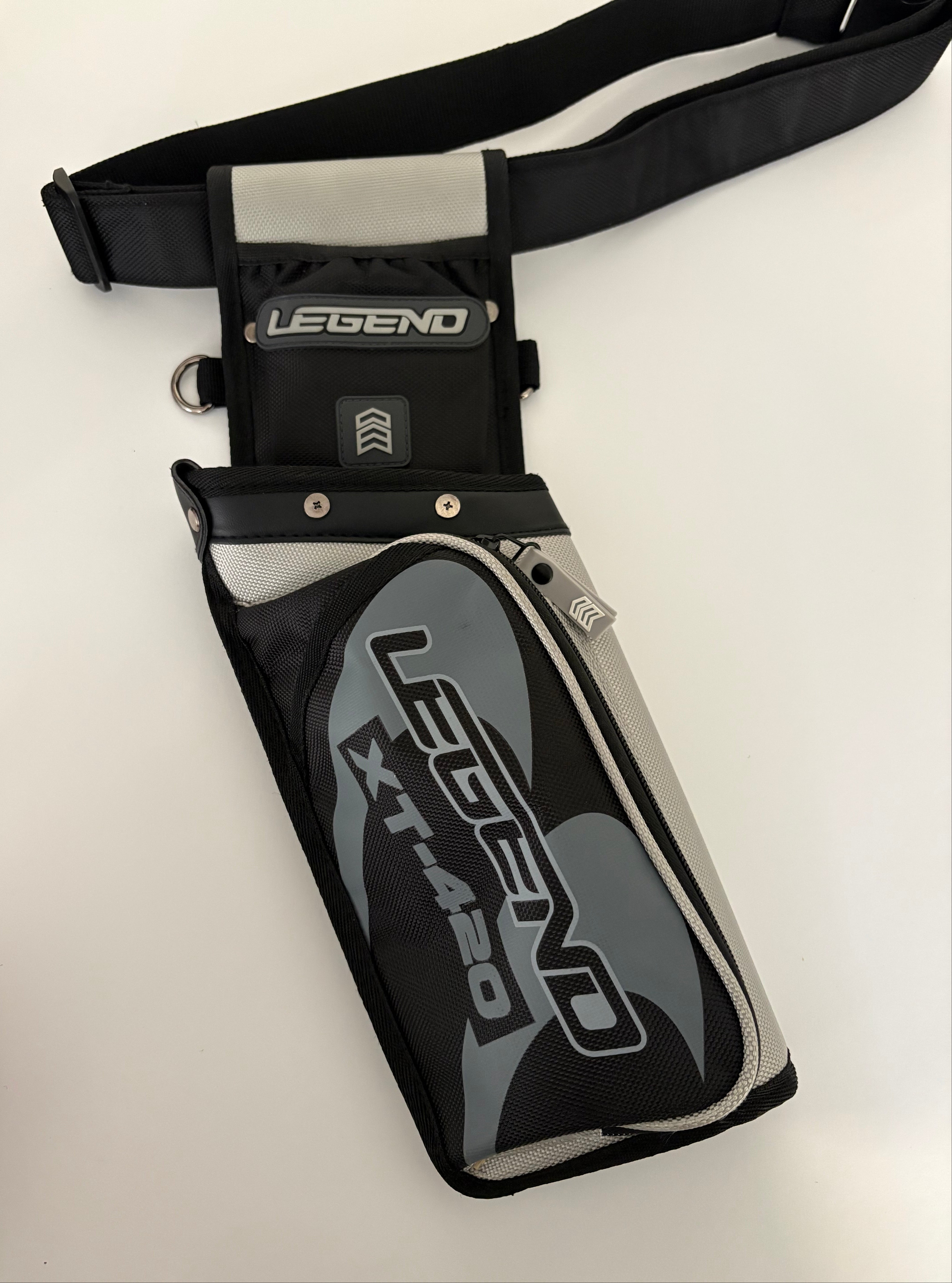 Field Quivers – Archery Outlet