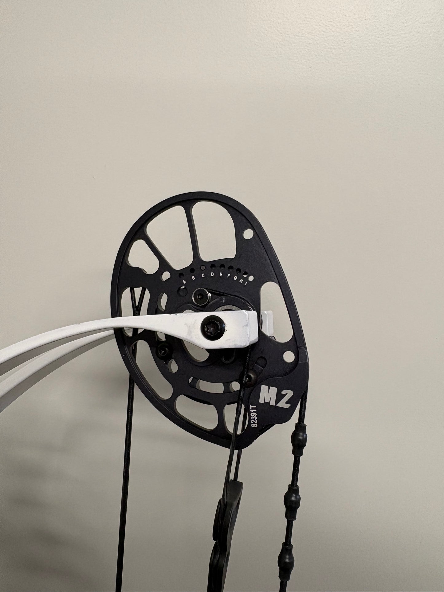 PSE Dominator Duo 38 M2 Compound Bow RH/LH Blue 50-60 lbs - Used