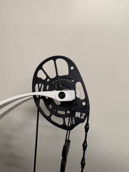 PSE Dominator Duo 38 M2 Compound Bow RH/LH Blue 50-60 lbs - Used