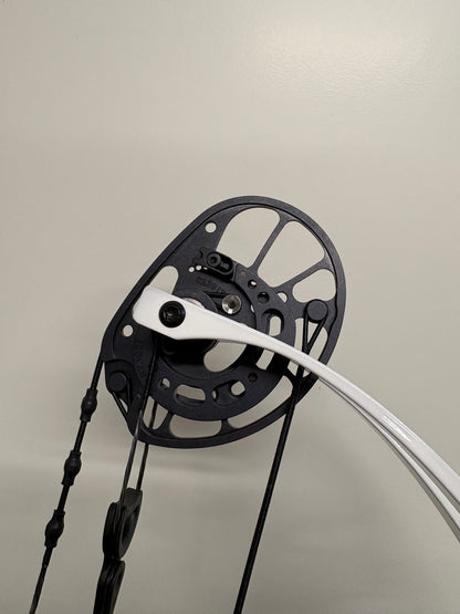 PSE Dominator Duo 38 M2 Compound Bow RH/LH Blue 50-60 lbs - Used