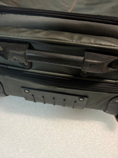 Easton Bowtruk Travel Case Compound Bow Case 4716 - Used