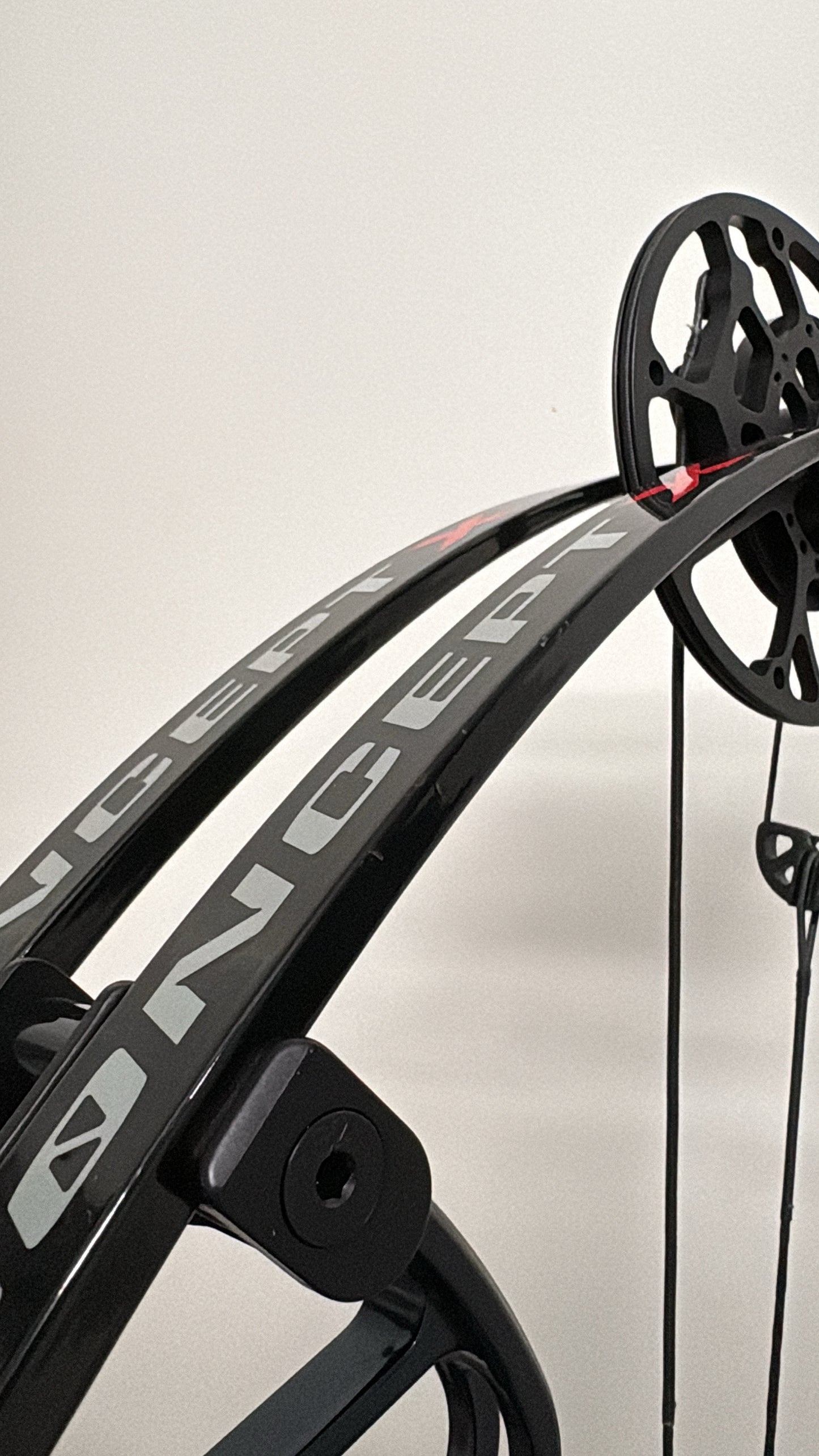 Hoyt Concept X 37 Compound Bow RH 50-60 lbs CDM Blue On Black - Used