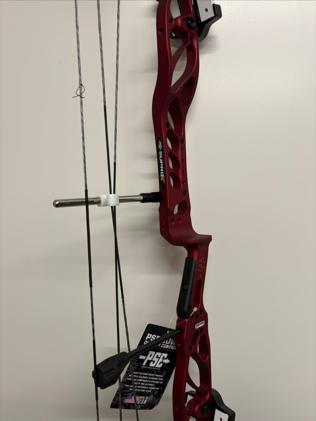 PSE Supra X 37 EM2 Compound Bow LH Black Cherry 50-60 lbs - NEW